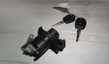 Замок багажника (кнопка) Chery Amulet KLM