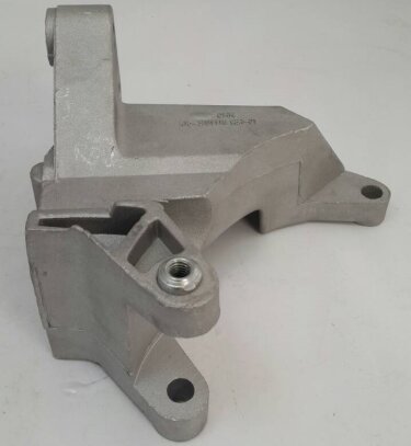 Кронштейн генератора ЗАЗ Chery Forza KLM