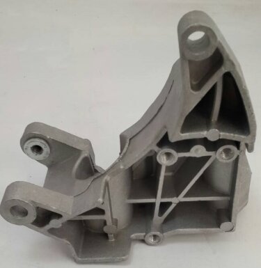 Кронштейн генератора ЗАЗ Chery Forza KLM