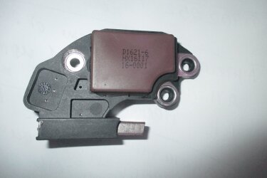 Реле-регулятор генератора (с щетками) Geely KLM