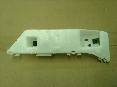 Кронштейн бампера переднего L Geely EC7 KLM