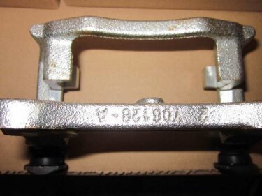 Скоба суппорта заднего L Geely EC-7/RV