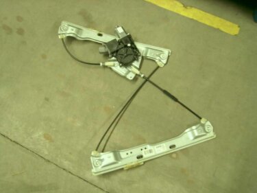 Стеклоподъемник передний R Geely EC-7/EC-7RV