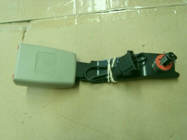 Фиксатор ремня безопасности (L) Geely EC-7/EC-7RV