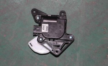 Реле печки Geely EX-7