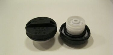 Крышка бензобака Geely MK/MK2 KLM