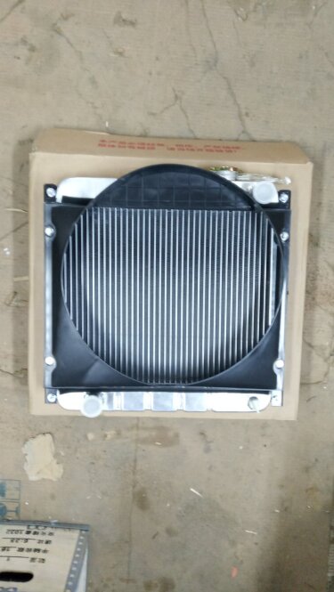 Радиатор Foton 1043-1 (3.3)