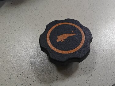 Крышка маслозаливной горловины JAC 1045 T6, T8, X200-N35