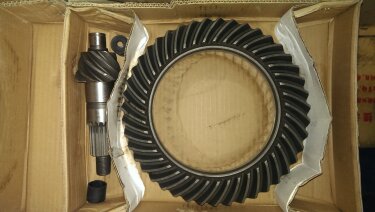 Шестерни главной передачи ведущая и ведомая JAC 1045