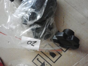 Крышка маслозаливной горловины FAW 1031(3.2), 1041, 1051