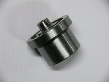 Ось промежуточной шестерни ГРМ JAC 1020