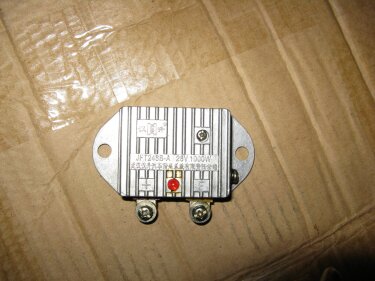 Реле регулятор (24V) JAC 1020