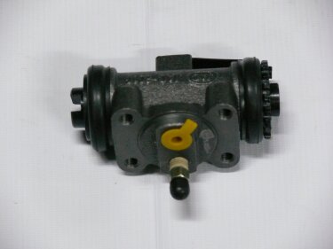 Цилиндр тормозной задний (прокачка) JAC 1020