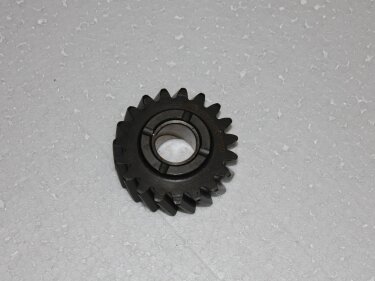Шестерня промежуточная заднего хода FAW 1031(2.7)