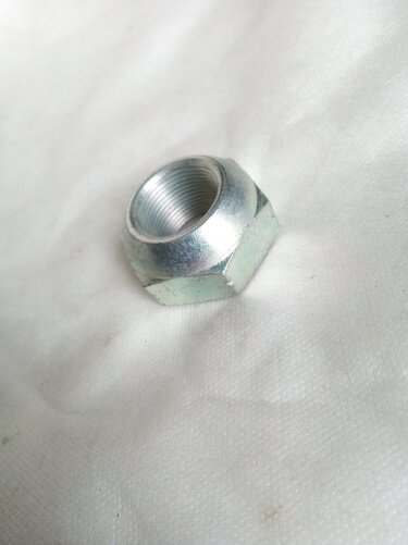 Гайка колесная передняя левая JAC N56