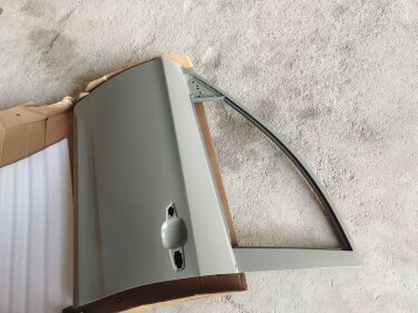 Двери передние левые FAW B30