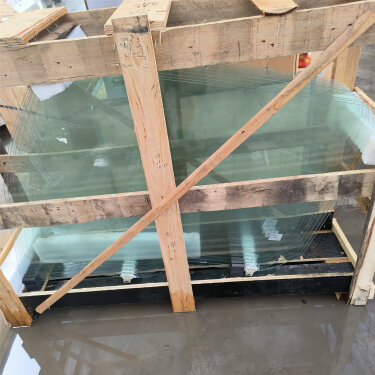 Стекло правой двери JAC N56, N75