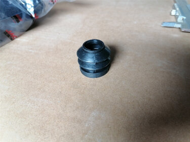 Пыльник направляющей суппорта тормозного большой JAC N56