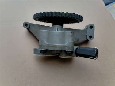 Насос масляный FAW 1061