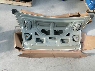 Крышка багажника FAW B30