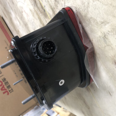 Фонарь задний правый JAC N350