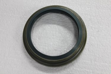 Сальник задней ступицы Foton 1043(3.7), 1049(2.8)