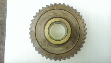 Шестерня 5-й передачи вала промежуточного FAW 1051