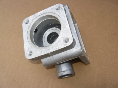 Корпус термостата FAW 1061